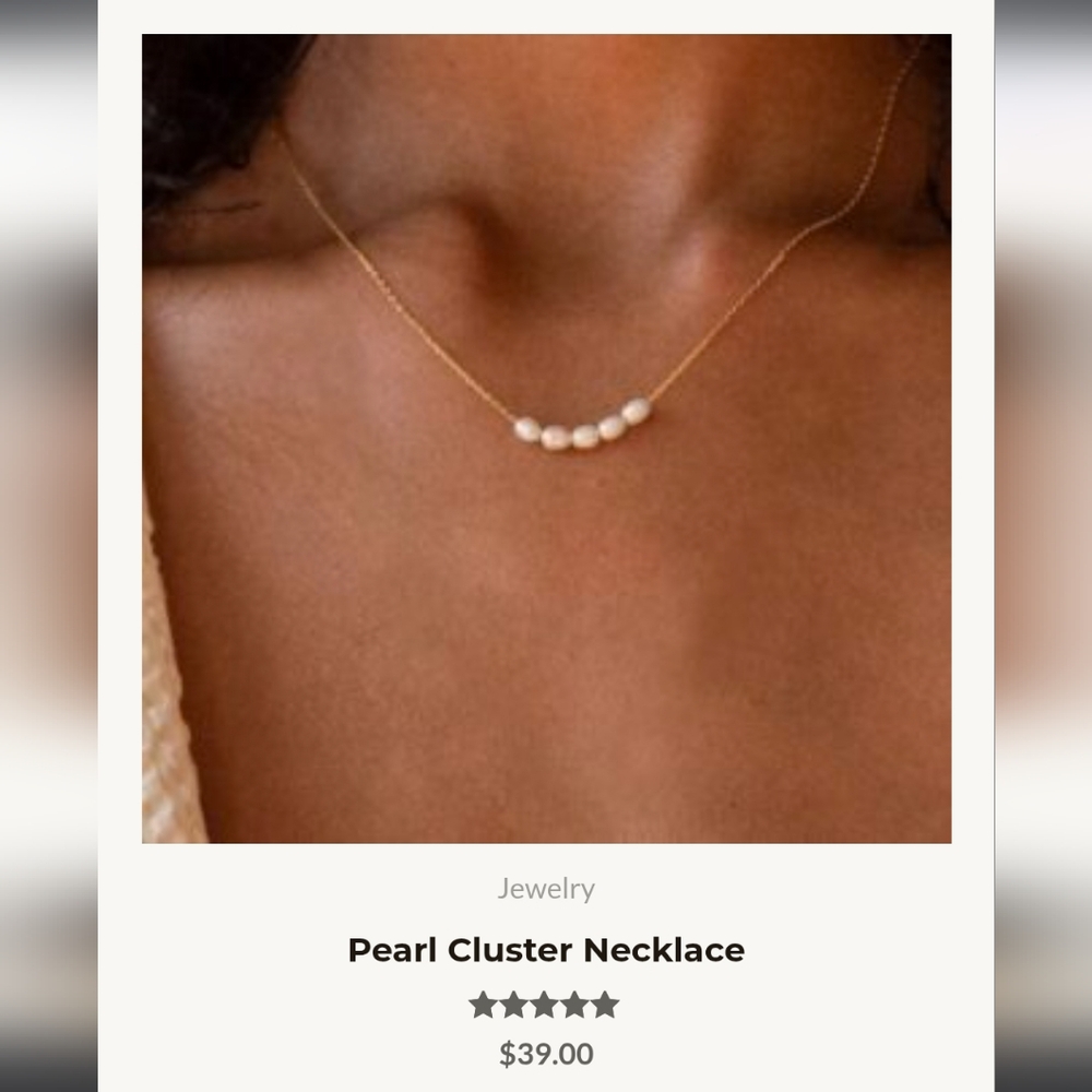 Gold and White Pearl Necklace with Classic Design